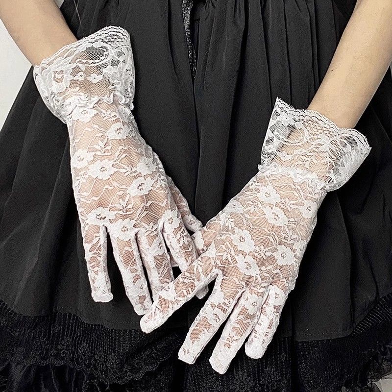 Lace Gloves