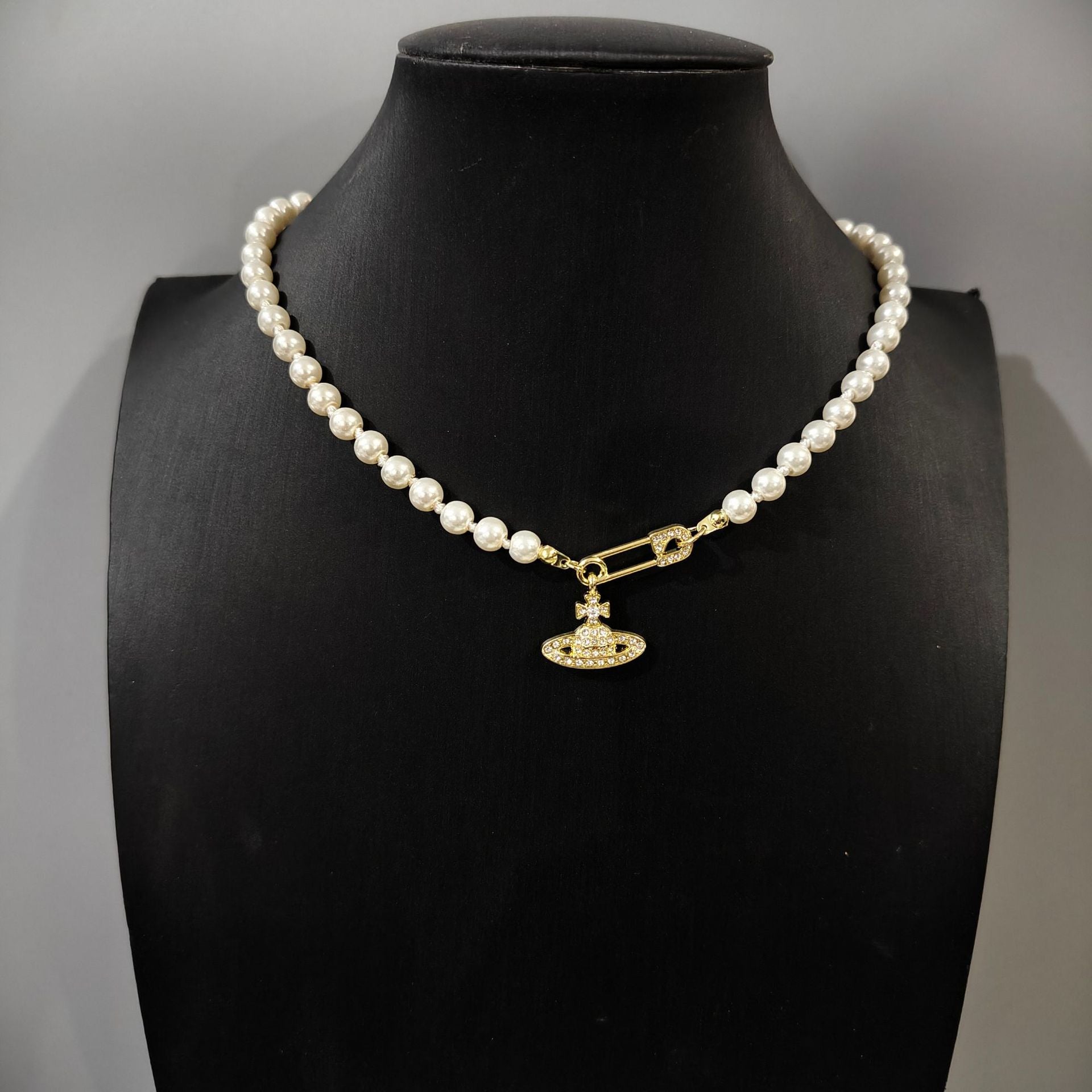 Collier Vivienne Westwood